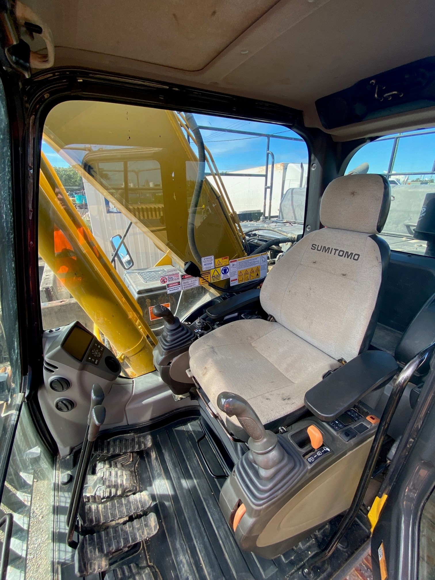 Sumitomo SH300-6 30T Excavator - QLD